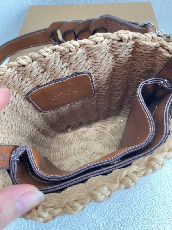 PRADA RAFFIA AND LEATHER BUCKET BAG - Image 7