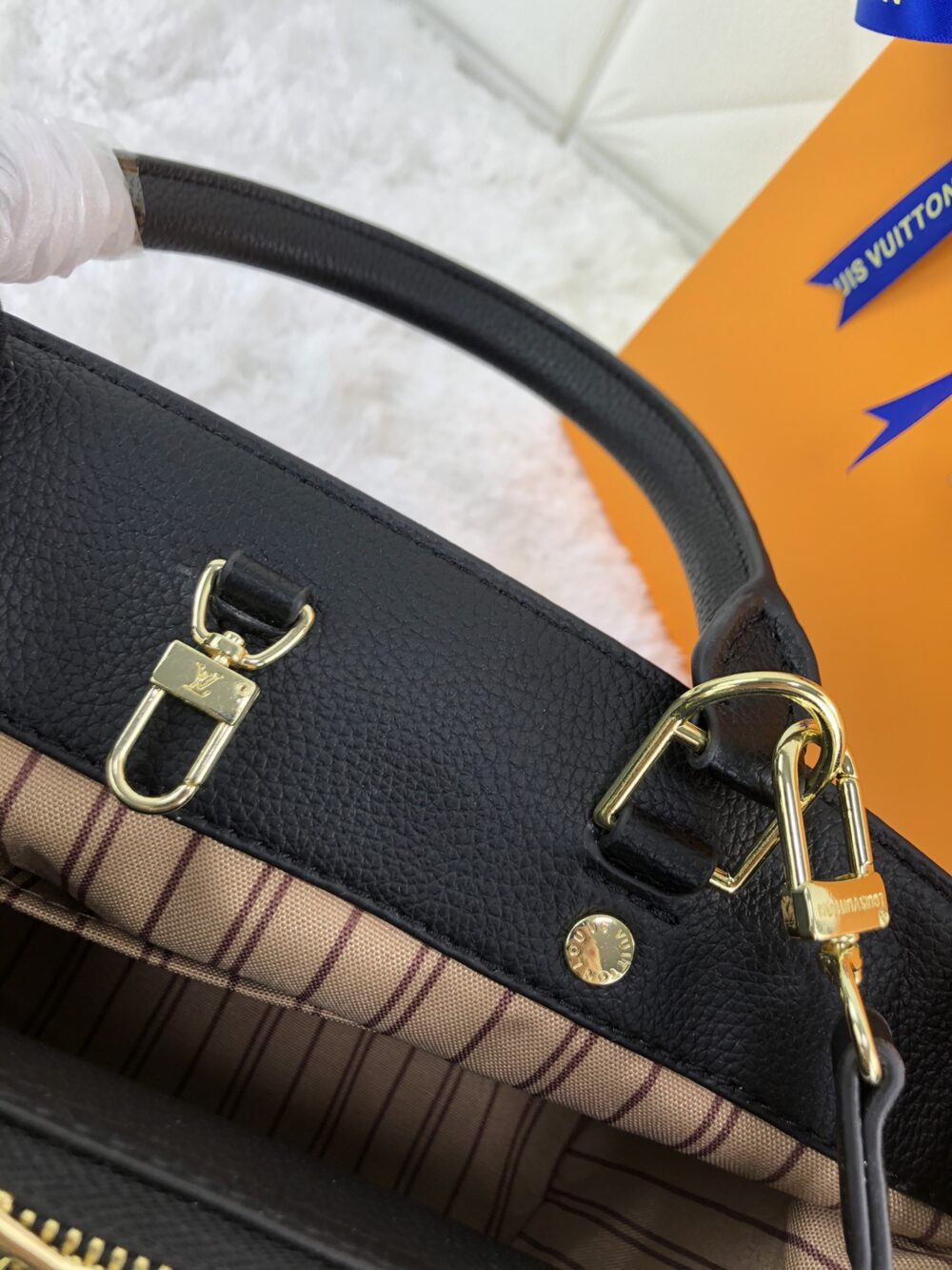 LOUIS VUITTON MONTAIGNE MM MONOGRAM EMPREINTE LEATHER BLACK 33CM M41048 - Image 4
