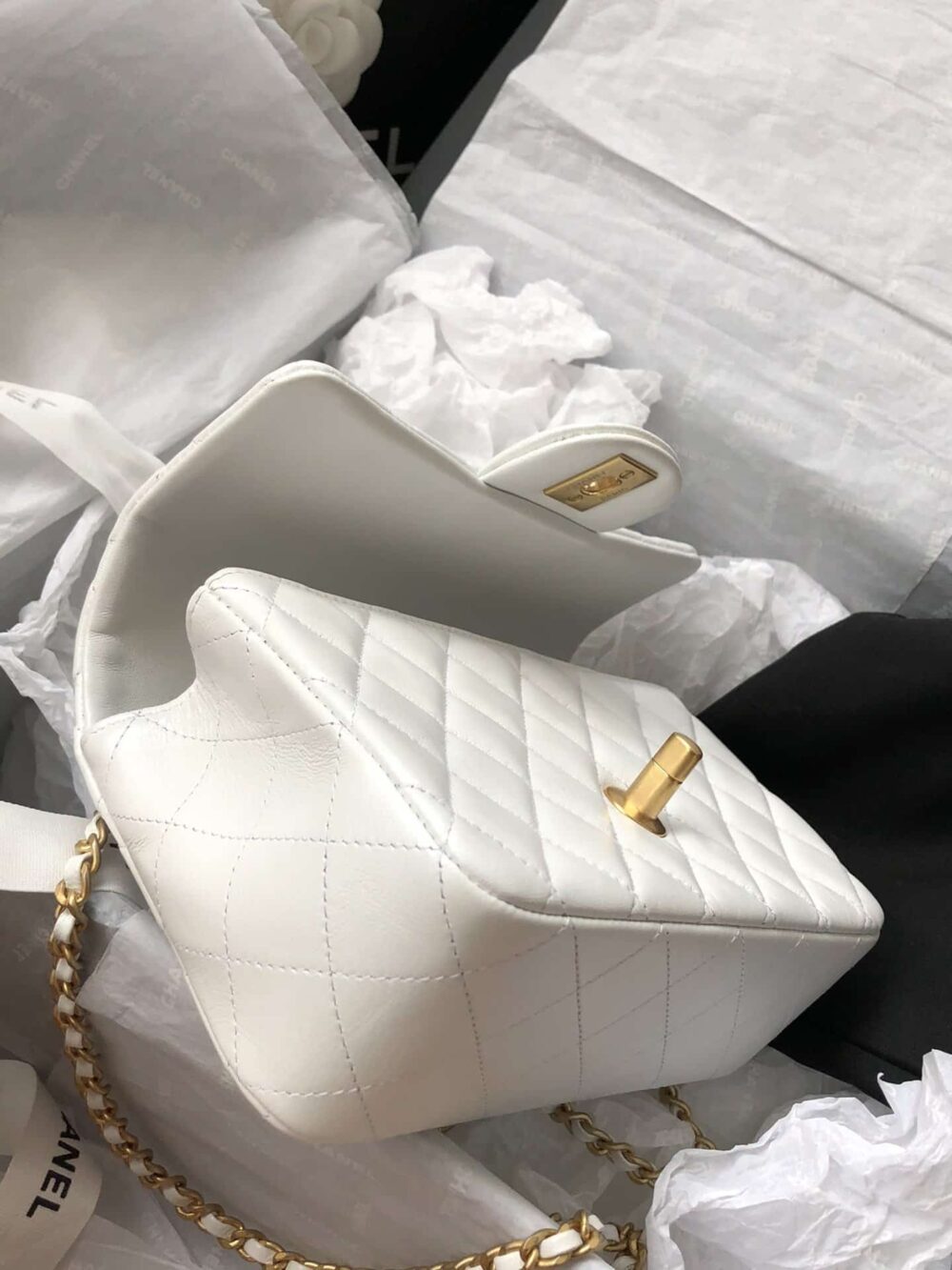 CHANEL MINI FLAP BAG WITH TOP HANDLE 20CM WHITE AS2431 - Image 7