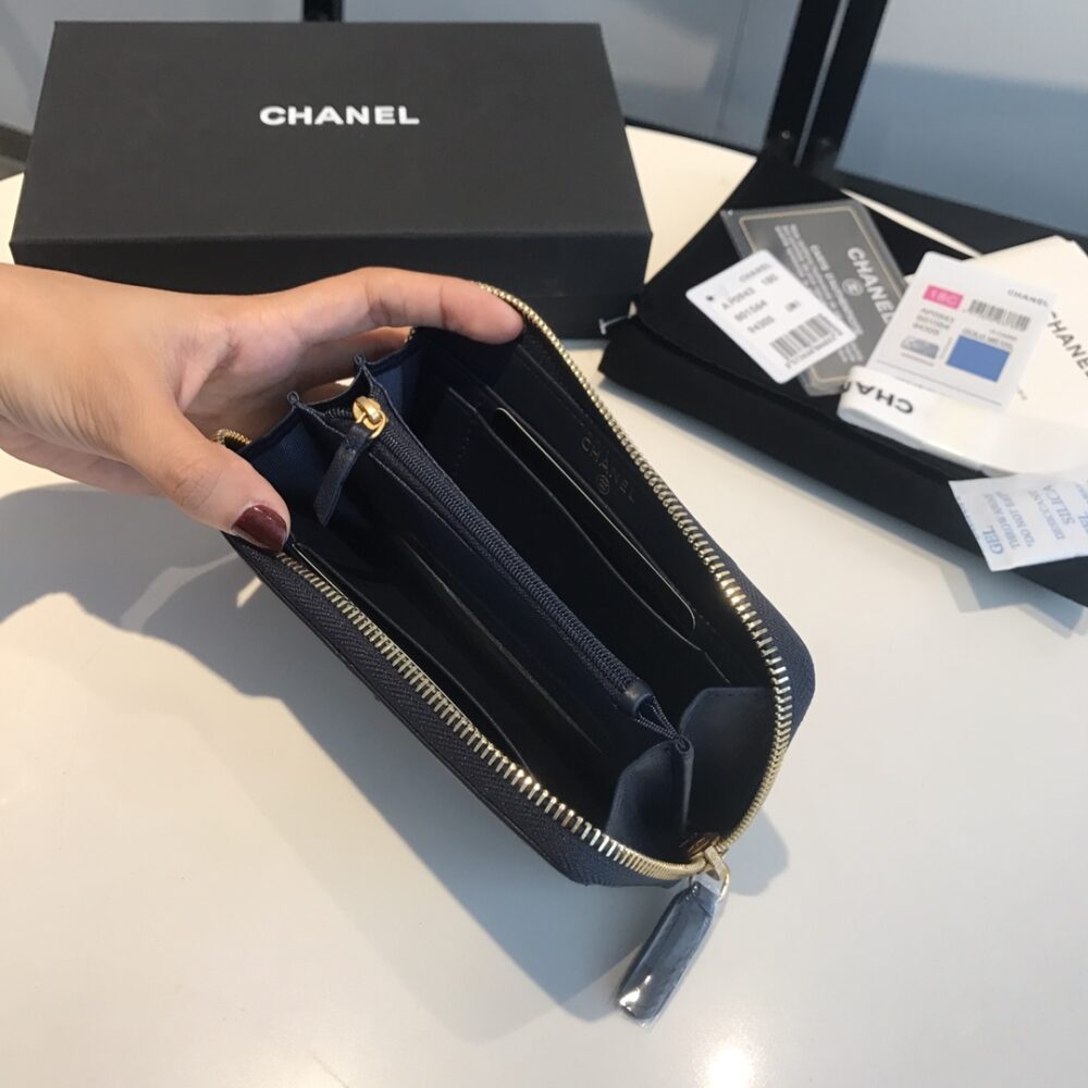 CHANEL CC RED BLACK WALLET 16.5CM - Image 3