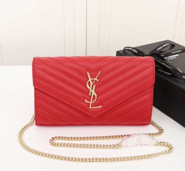 SAINT LAURENT CASSANDRE MATELASSÉ ENVELOPE CHAIN WALLET IN GRAIN DE POUDRE EMBOSSED LEATHER OPYUM RED 695108BOW016008 - Image 4
