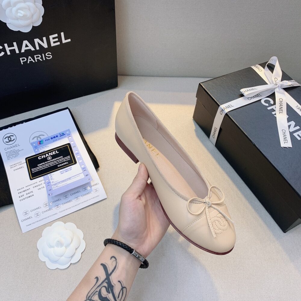 CHANEL BALLET FLATS IVORY - Image 4