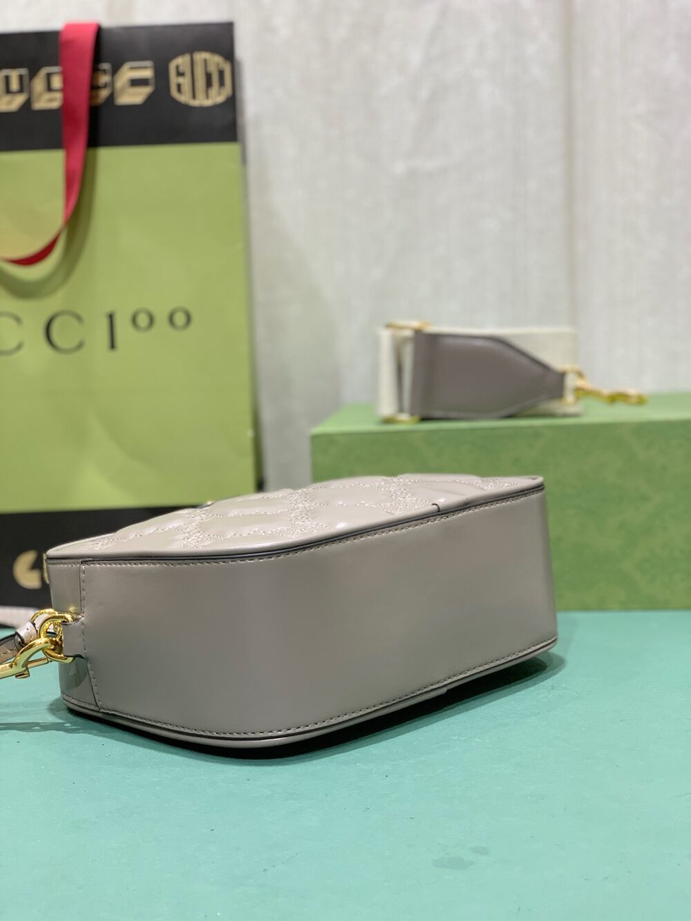 GUCCI GG MATELASSE LEATHER SMALL BAG GREY 702234 UM8HG 1563 - Image 2