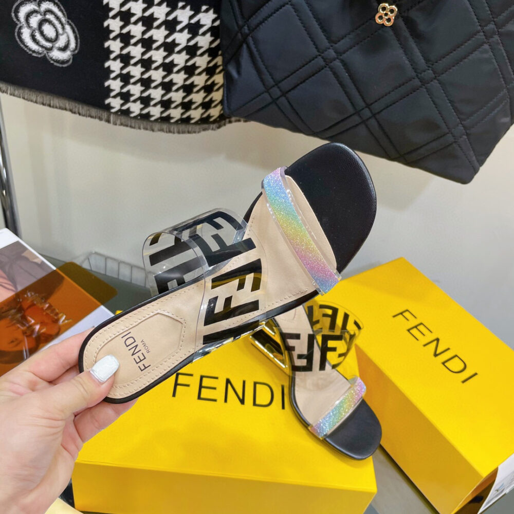 FENDI FIRST FF TRANSPARENT PLASTIC HANDLE BLACK - Image 4