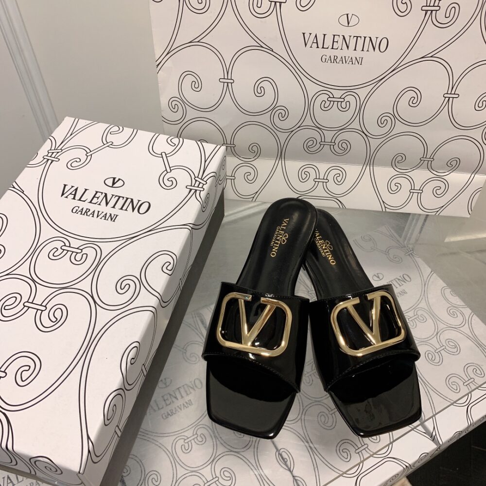 VALENTINO VLOGO SIGNATURE SQUARE TOE SLIDE BLACK SANDAL - Image 5