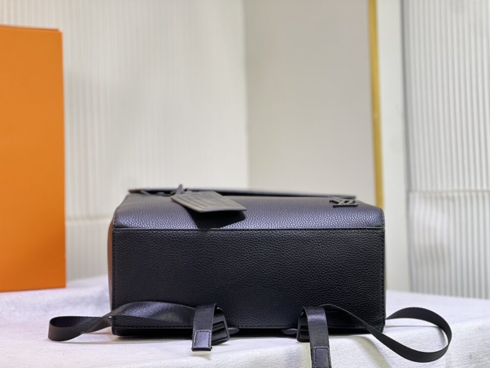 LOUIS VUITTON FASTLINE AEROGRAM BACKPACK BLACK 50CM M21367 - Image 3