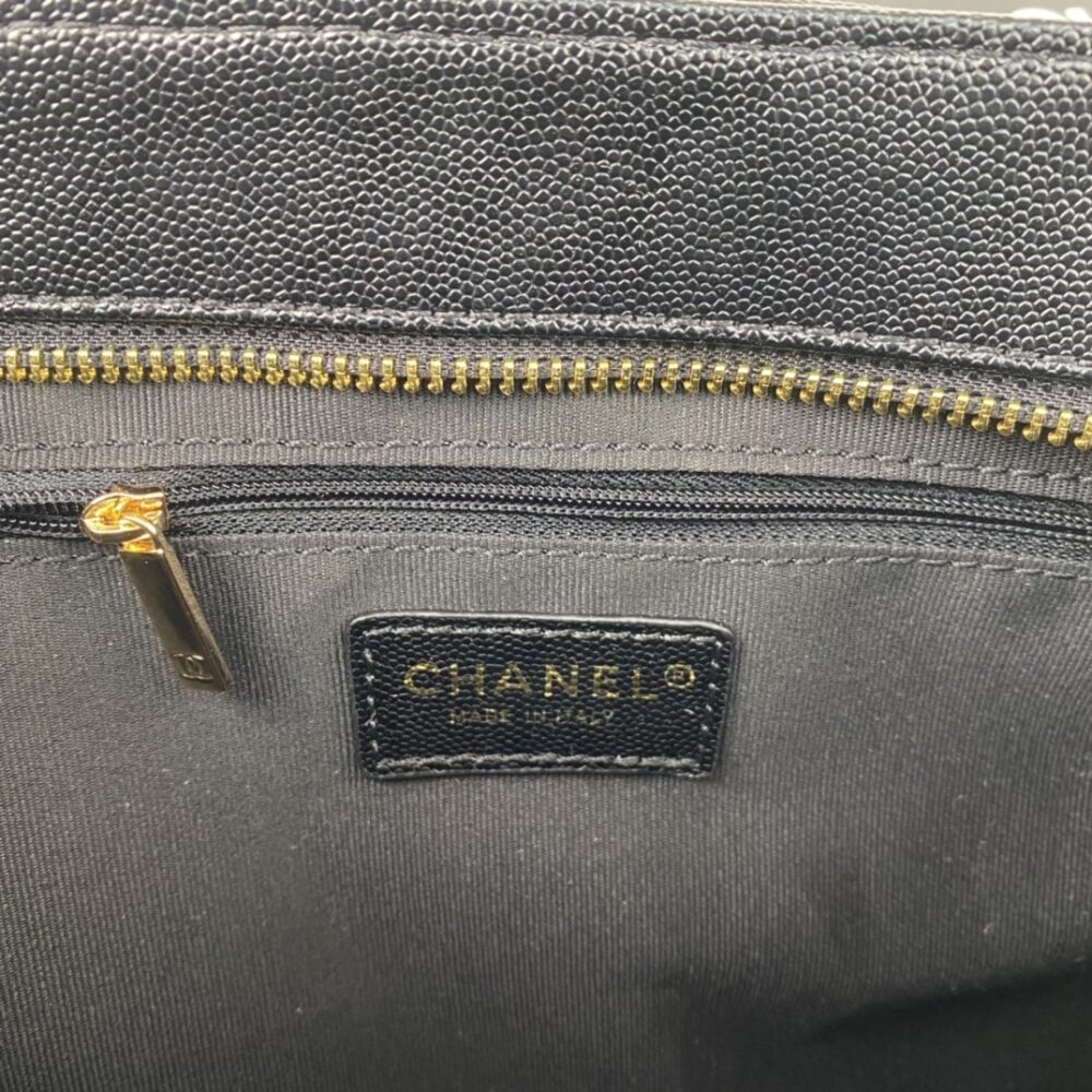 CHANEL MEDALLION TOTE BAG BLACK 30CM - Image 9