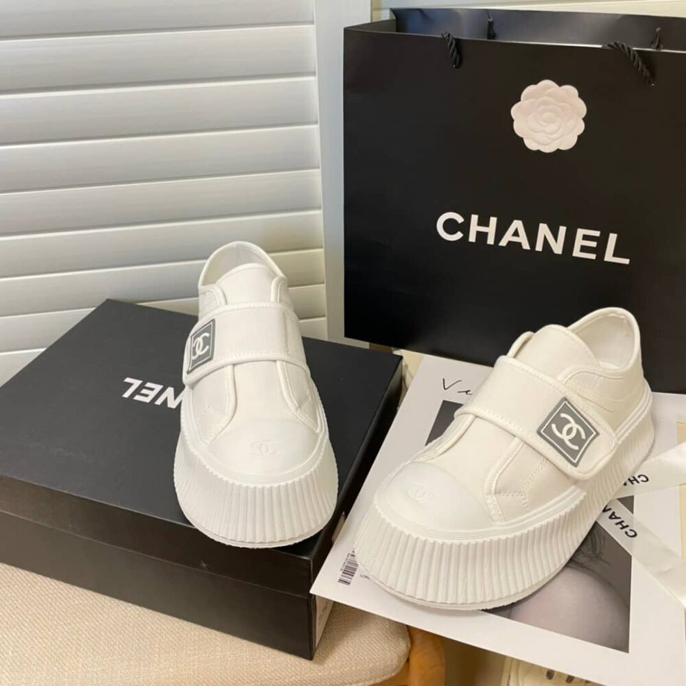 CHANEL CC CAP TOE SLIPON SNEAKER ALL WHITE - Image 5