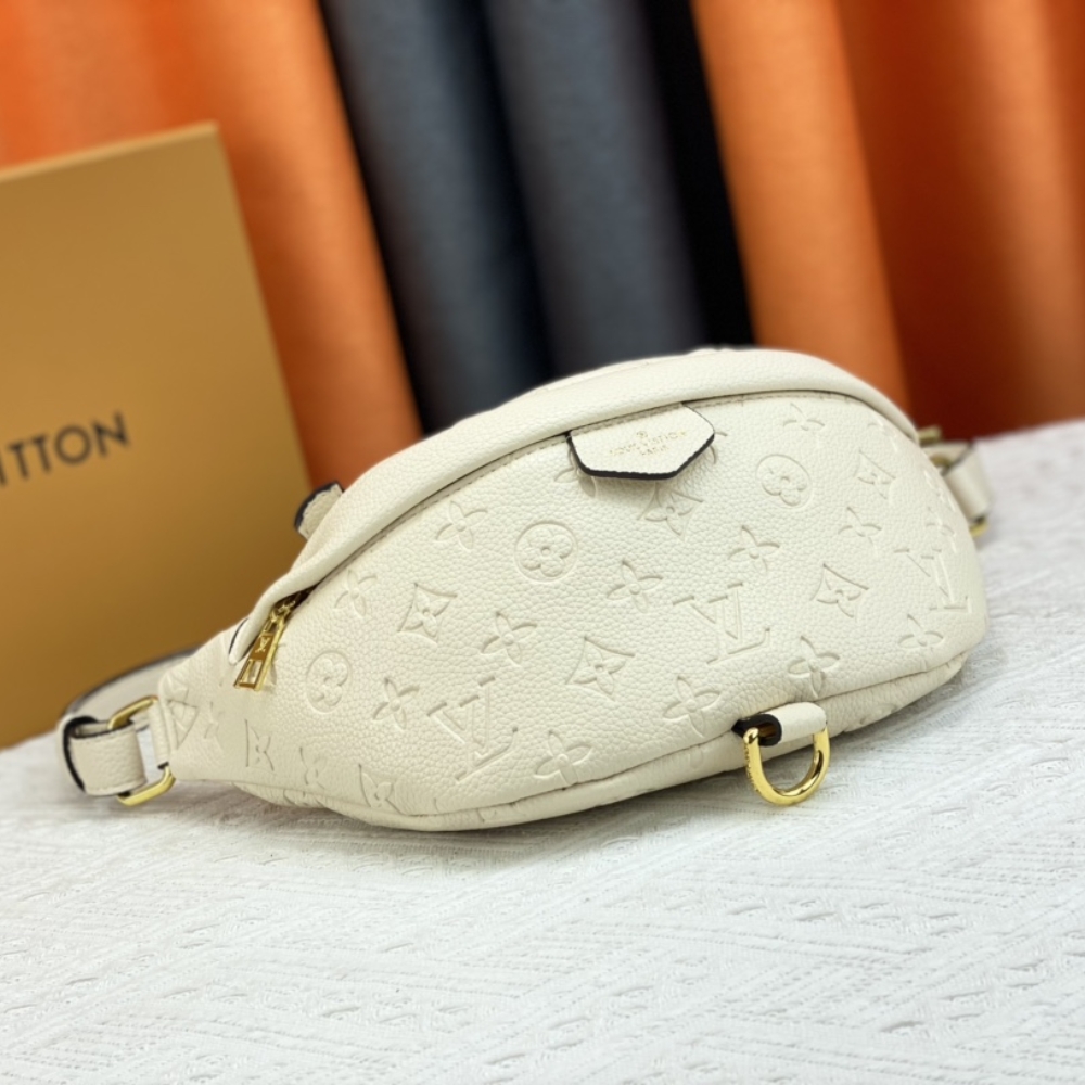 Louis Vuitton Monogram Empreinte Bumbag Creme 37Cm M44836 - Image 3