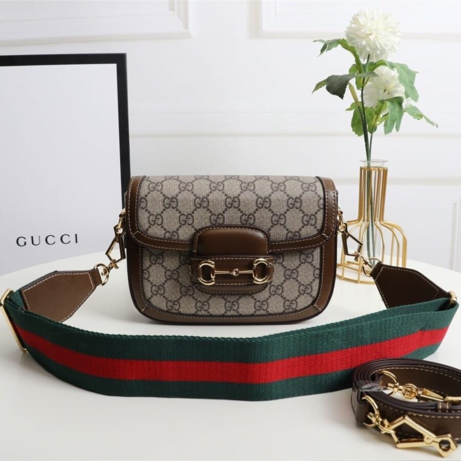 Alternative view of Gucci Horsebit 1955 Small GG Supreme Shoulder Bag Brown 20cm 658574 HUHHG 8565