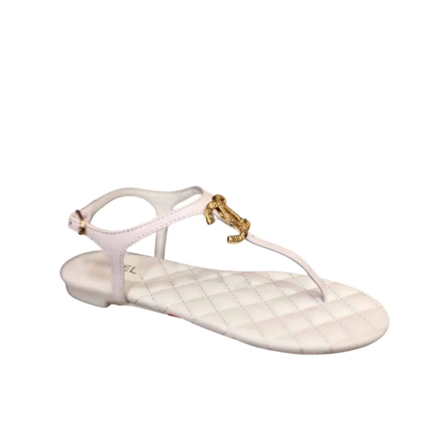 CHANEL CC LOGO THONG WHITE SANDALS G36238