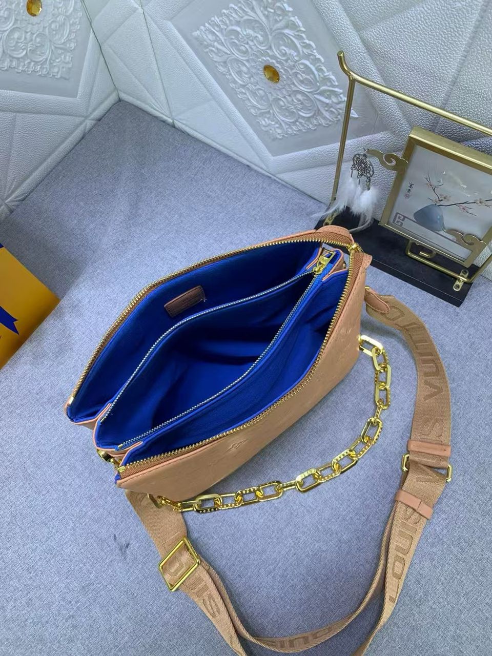 LOUIS VUITTON COUSSIN PM 26CM CAMEL M57791 - Image 3