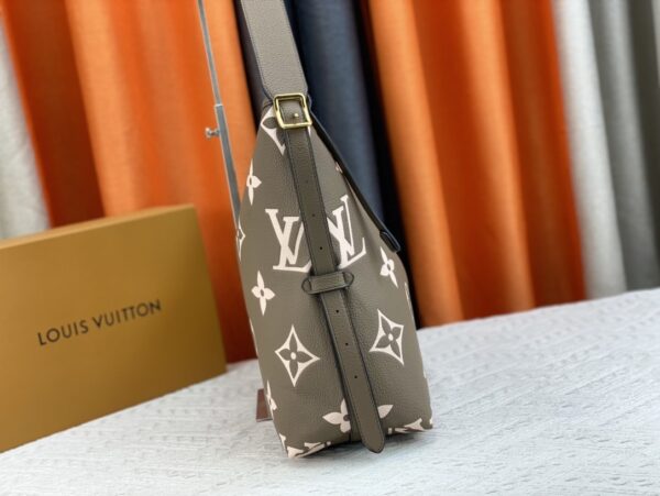 LOUIS VUITTON CARRYALL DARK BEIGE 39CM M46298 - Image 3