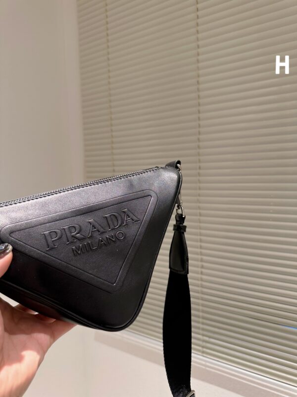 PRADA TRIANGLE LEATHER MINI BAG BLACK 27CM 1BH190 2BYA F0002 V BRO - Image 6
