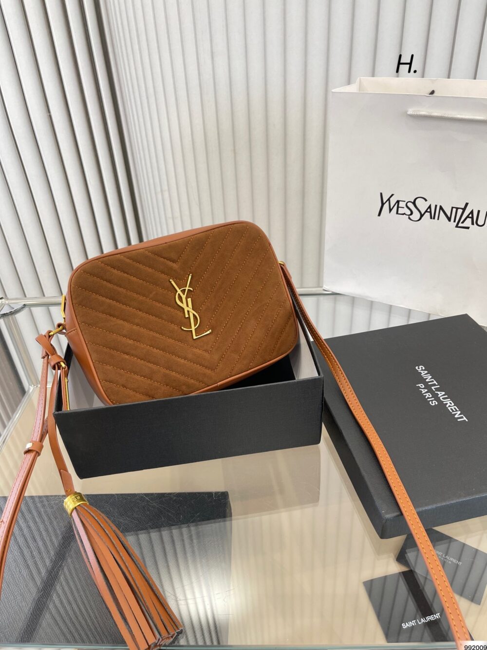 SAINT LAURENT LOU CAMERA BAG IN QUILTED SUEDE AND SMOOTH LEATHER 23CM 7152321S7R77761 - Image 2