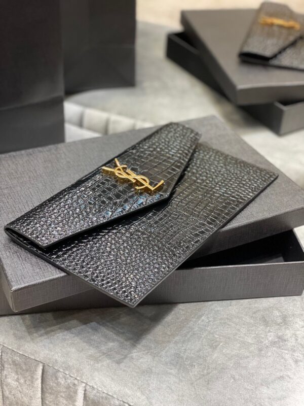 SAINT LAURENT UPTOWN POUCH IN CROCODILE EMBOSSED SHINY LEATHER 565739DND0J1000 - Image 2