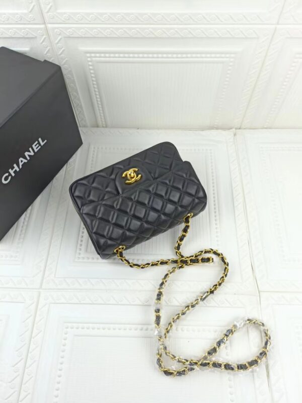 CHANEL CLASSIC FLAP CAVIAR BLACK CROSSBODY BAG 20CM - Image 7
