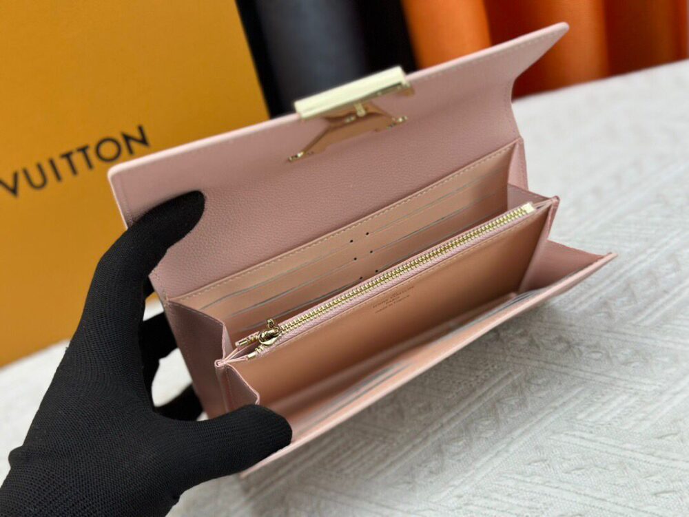 LOUIS VUITTON CAPUCINES COMPACT WALLET M62157 - Image 5