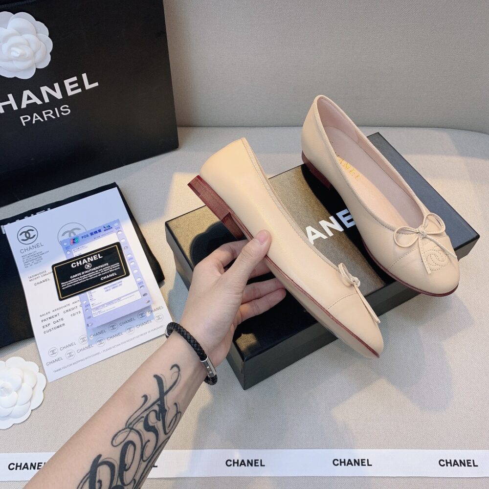 CHANEL BALLET FLATS IVORY - Image 5