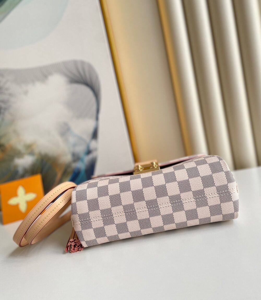 LOUIS VUITTON CROISETTE DAMIER AZUR CANVAS 25CM N41581 - Image 8