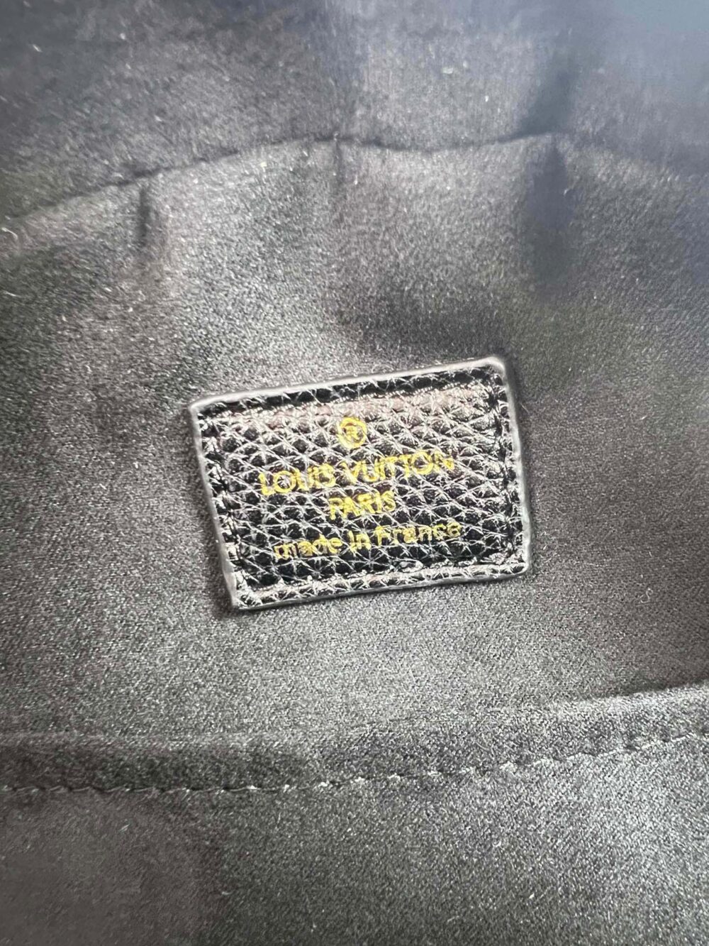 LOUIS VUITTON BOITE CHAPEAU SOUPLE MM 22CM M45649 - Image 6