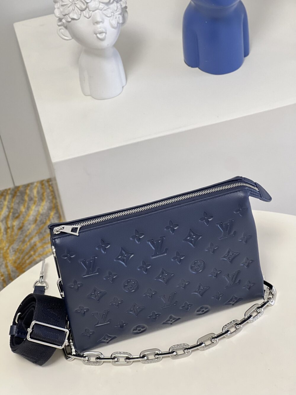 LOUIS VUITTON COUSSIN PM 26CM BLUE M20379 - Image 2