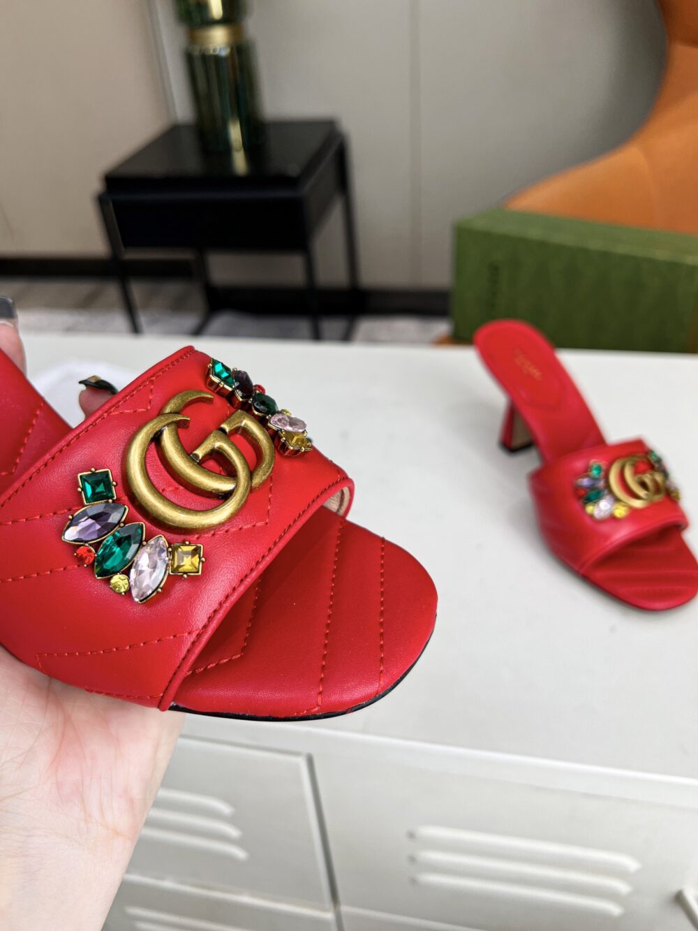 GUCCI WOMEN'S FLOWER DOUBLE G SLIDE SANDAL WINE RED - Image 5