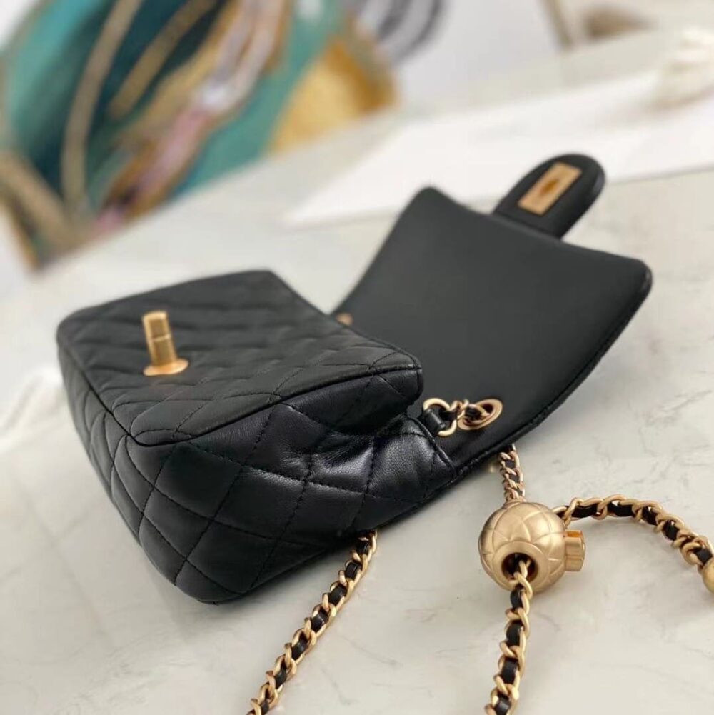 CHANEL SHOULDER BAG BLACK AP1787 - Image 8