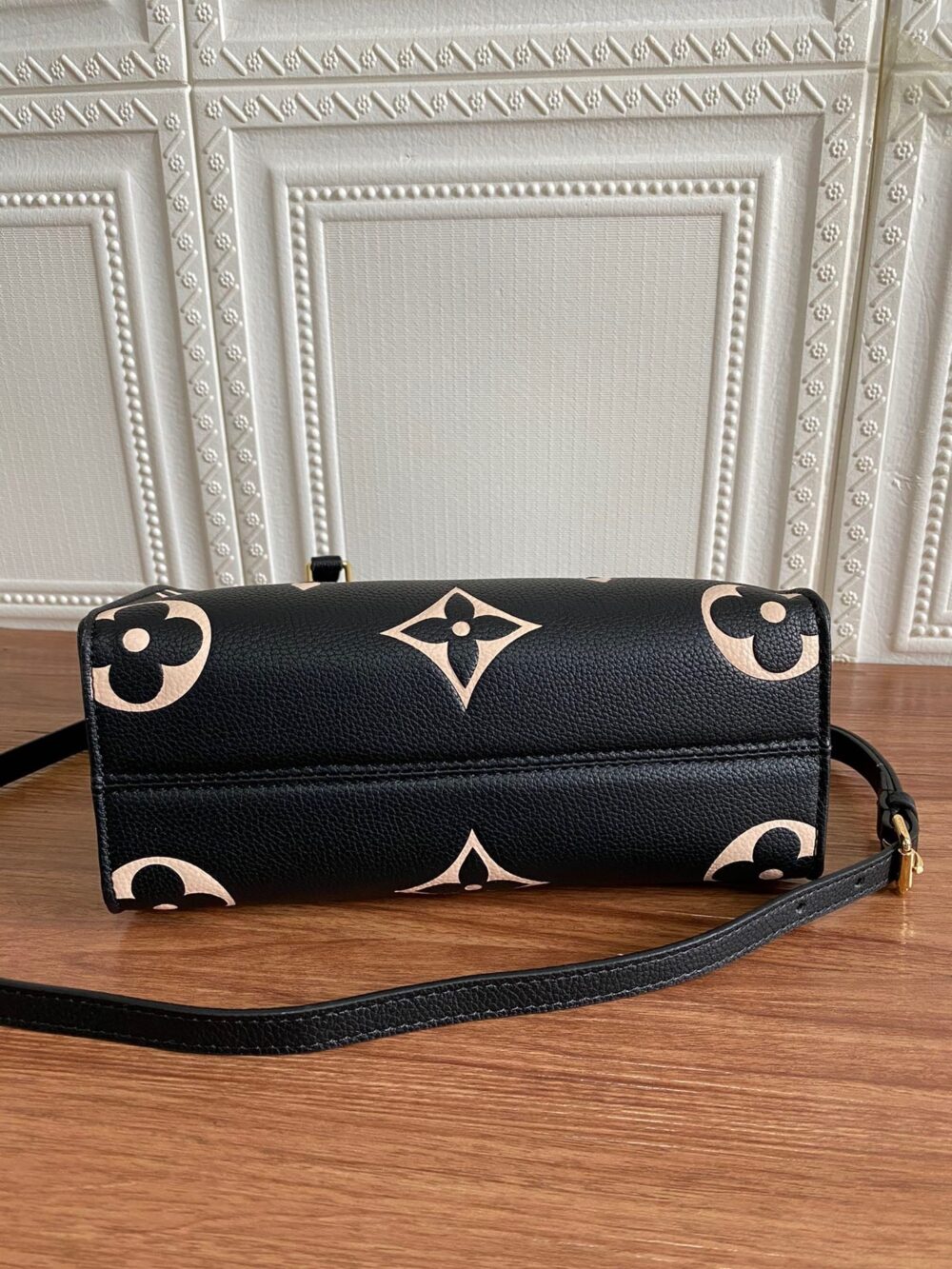 LOUIS VUITTON ONTHEGO PM 25CM M45659 - Image 5