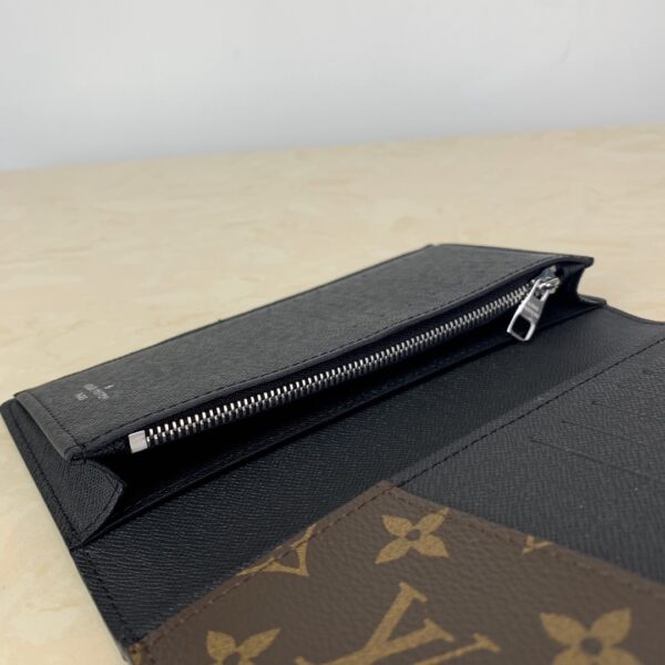 LOUIS VUITTON MONOGRAM BRAZZA WALLET M69410 - Image 8
