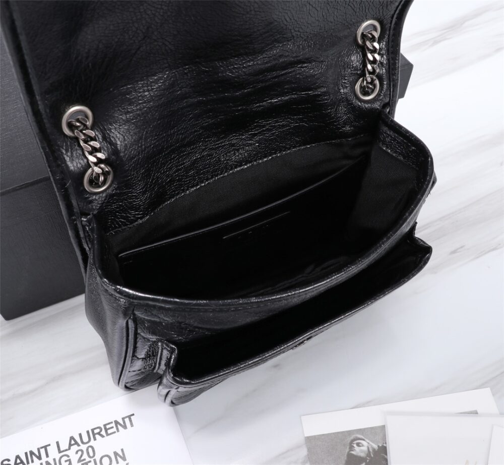 SAINT LAURENT NIKI BABY IN VINTAGE LEATHER BLACK 21CM 6331600EN041000 - Image 5