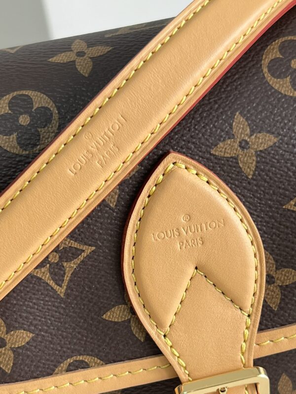 LOUIS VUITTON DIANE BLACK M45985 - Image 9