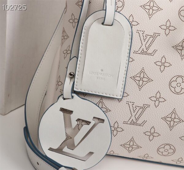 LOUIS VUITTON BEAUBOURG HOBO MM WHITE M58482 - Image 7