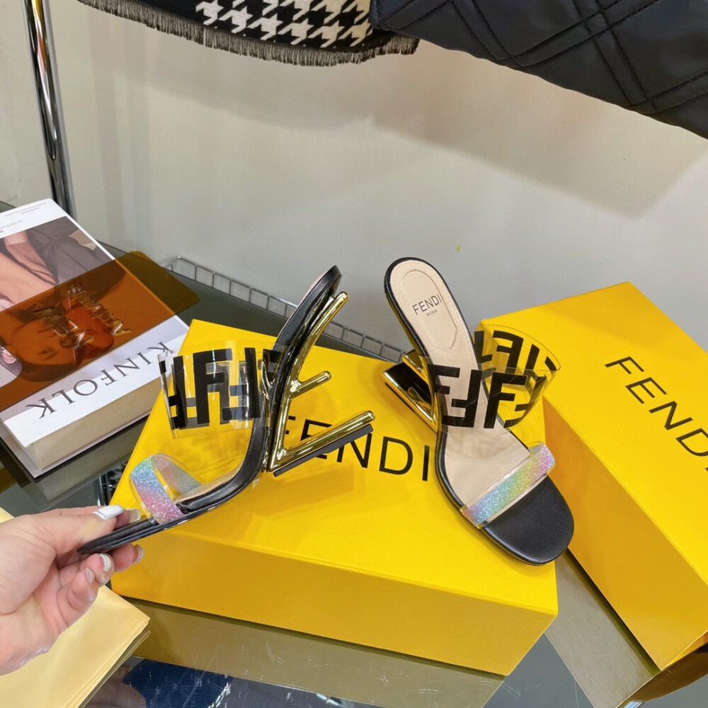 FENDI FIRST FF TRANSPARENT PLASTIC HANDLE BLACK - Image 7