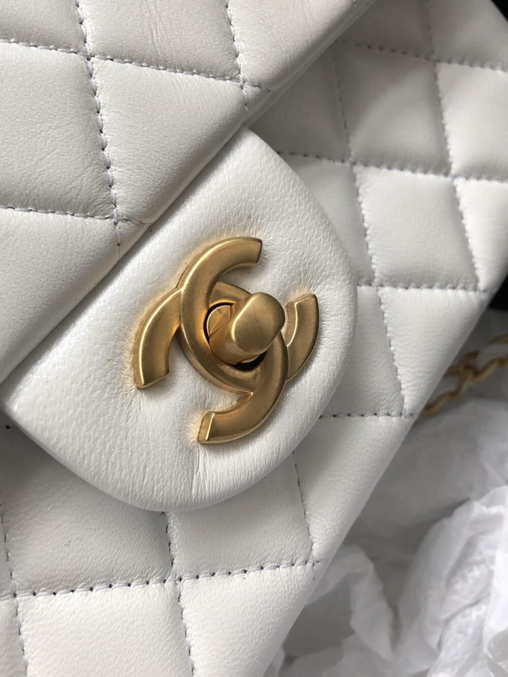 CHANEL MINI FLAP BAG WITH TOP HANDLE 20CM WHITE AS2431 - Image 5