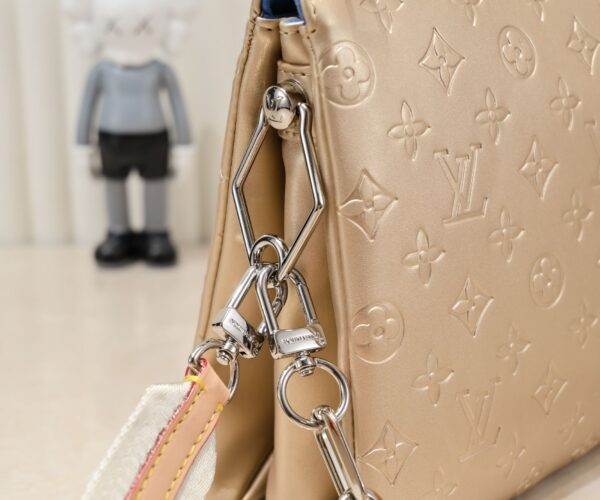 LOUIS VUITTON BOLSO COUSSIN PM GOLDEN 26CM M59278 - Image 7