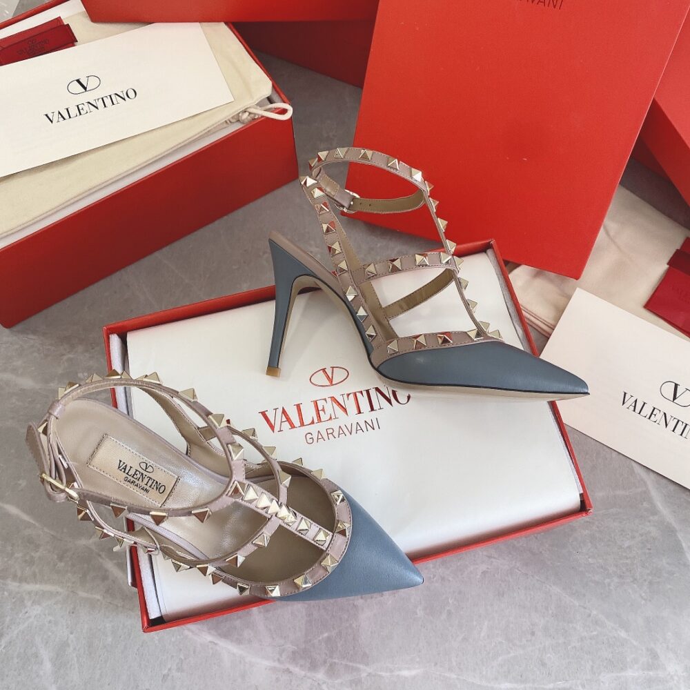 VALENTINO PATENT ROCKSTUD CAGED PUMP 100MM BLUE - Image 6