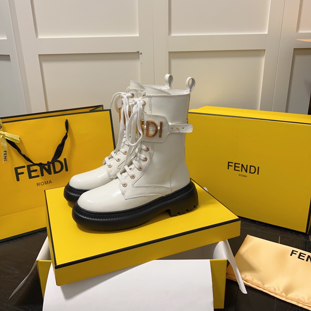 FENDI WOMEN'S BLACK LEATHER ANKLE BOOTS WHITE - Image 3