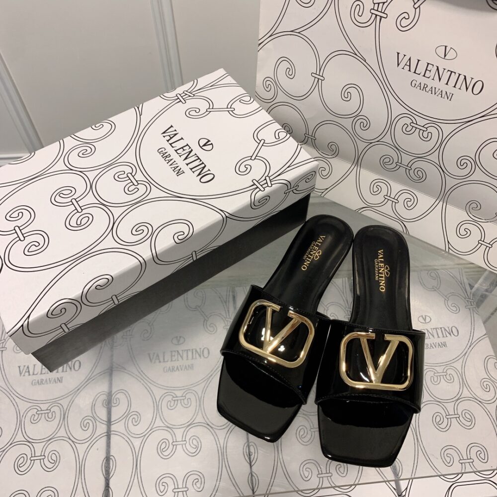 VALENTINO VLOGO SIGNATURE SQUARE TOE SLIDE BLACK SANDAL - Image 8