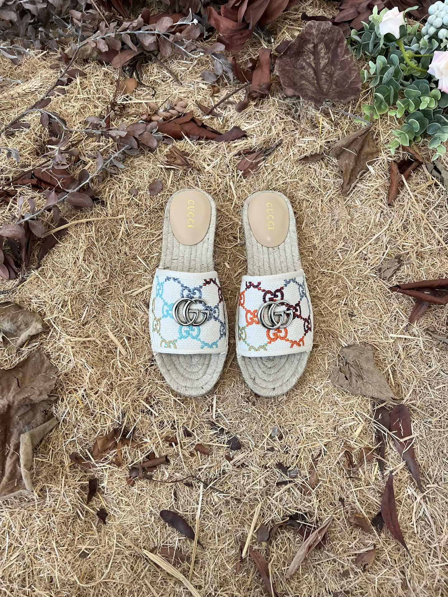 Gucci Women's GG Multicolor Slip On Espadrille Slide Sandals 678037 UFT70 8470 - Image 3