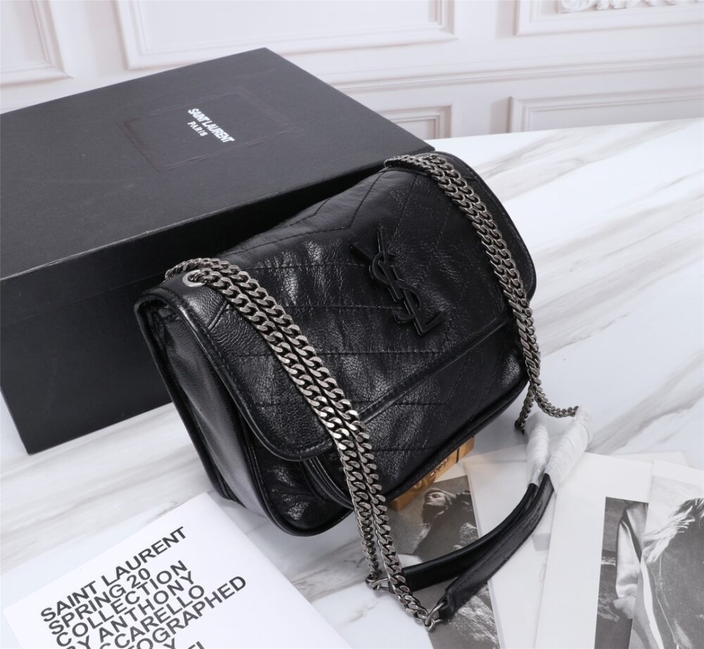 SAINT LAURENT NIKI BABY IN VINTAGE LEATHER BLACK 21CM 6331600EN041000 - Image 4