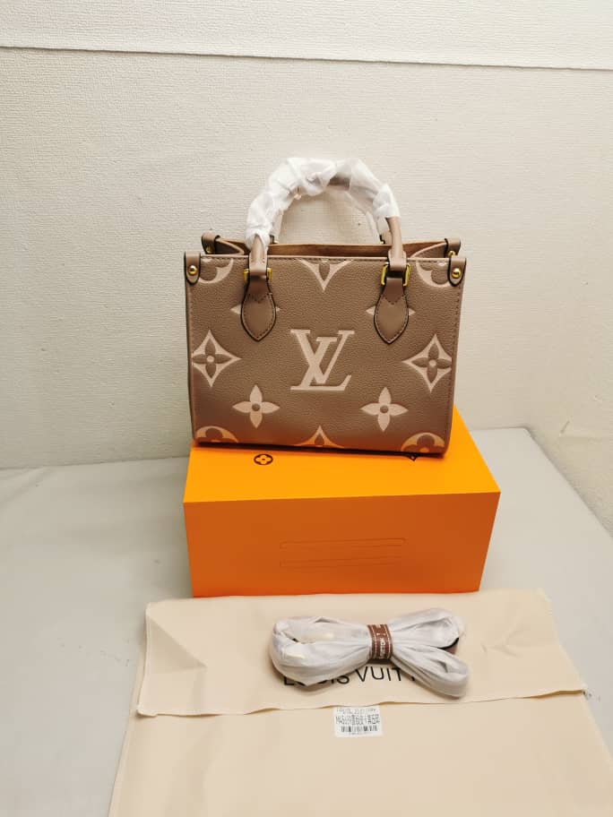 LOUIS VUITTON ONTHEGO PM BEIGE 25CM M45779 - Image 2