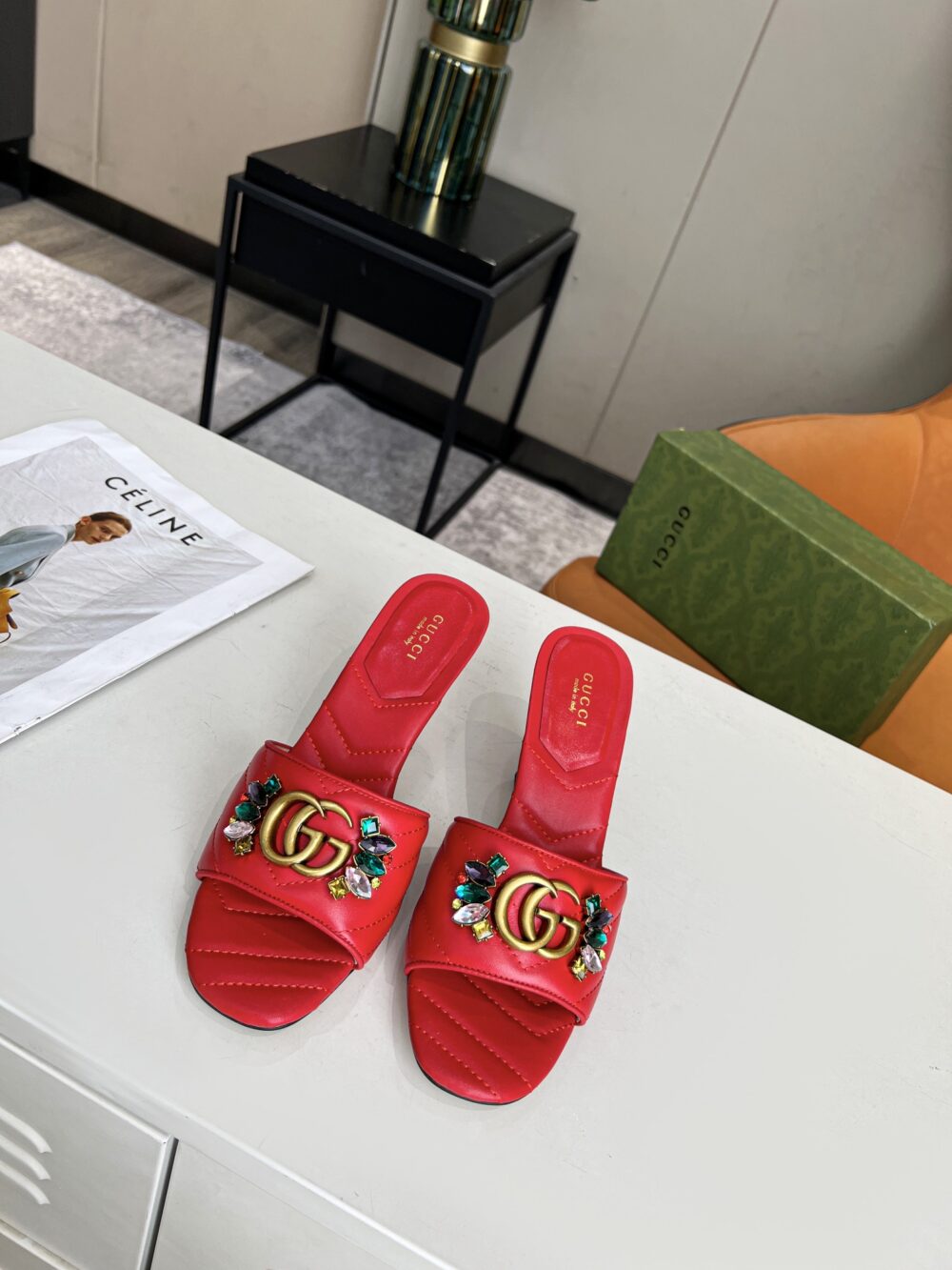 GUCCI WOMEN'S FLOWER DOUBLE G SLIDE SANDAL WINE RED - Image 7