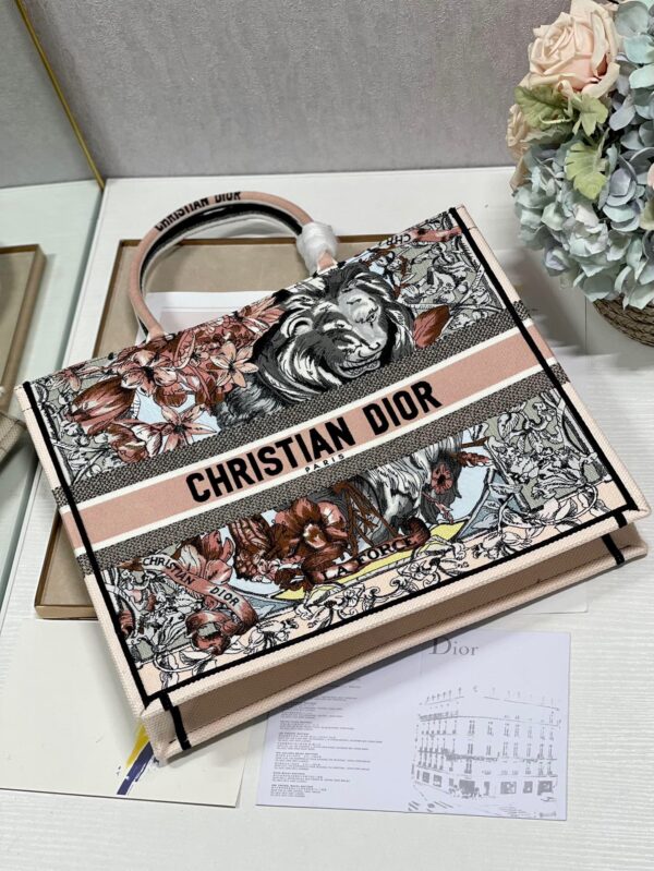 DIOR LARGE BOOK TOTE MULTICOLOR LA FORCE EMBROIDERY 42CM M1286ZFOR M884 - Image 7