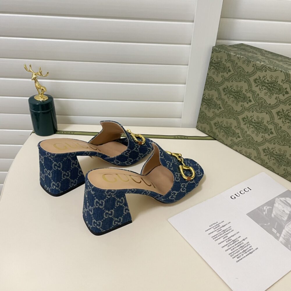 GUCCI WOMEN'S SLIDE MONOGRAM SANDAL WITH HORSEBIT BLUE - Image 8