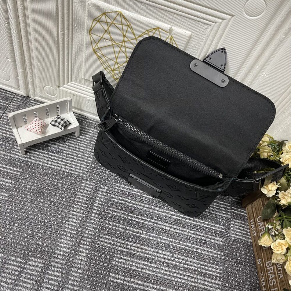 LOUIS VUITTON S LOCK SLING MONOGRAM BLACK BAG 21CM M58487 - Image 9