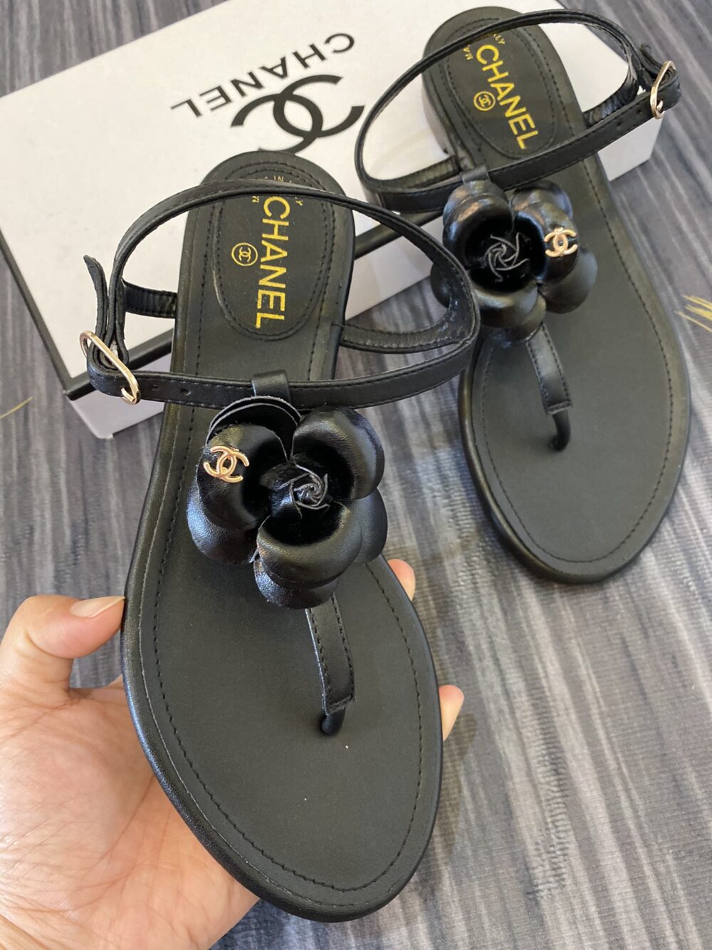 CHANEL JELLY BLACK RUBBER CAMELLIA SANDALS BLACK - Image 6
