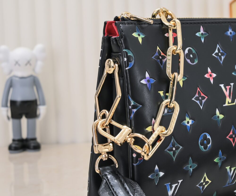 LOUIS VUITTON COUSSIN PM BLACK 26CM M21353 - Image 10