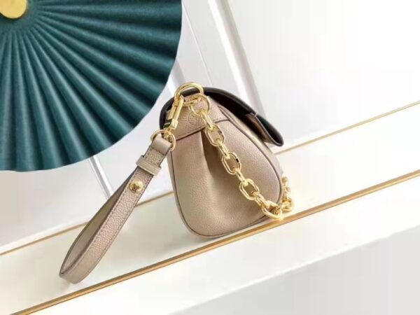 LOUIS VUITTON FAVORITE 24CM BEIGE M45836 - Image 5