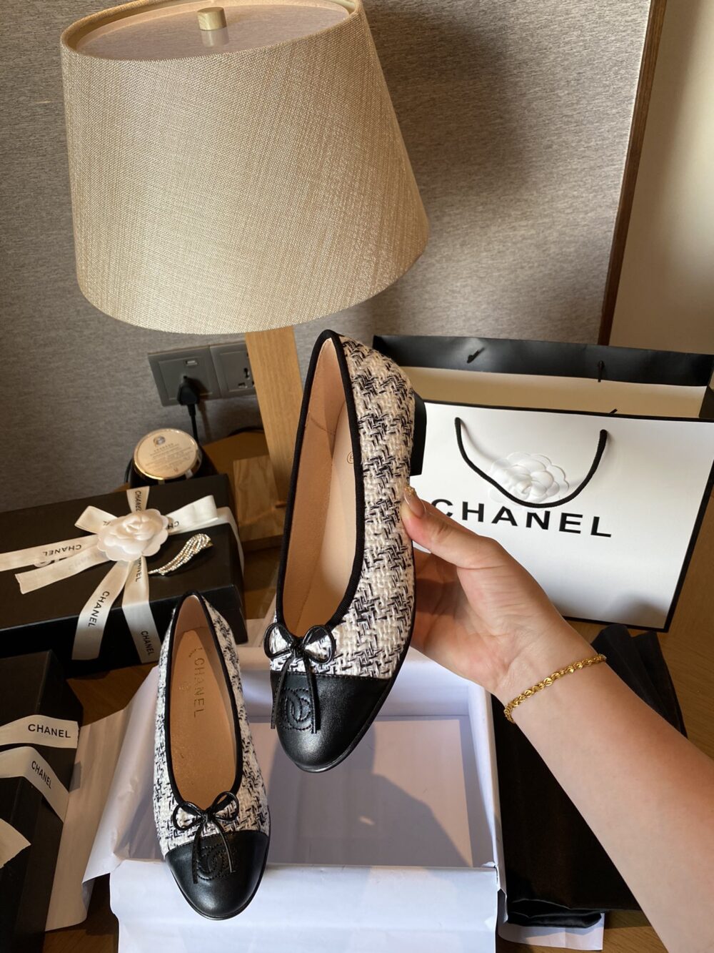 CHANEL PLAIN TOE RUBBER SOLE CASUAL STYLE TWEED WHITE - Image 7